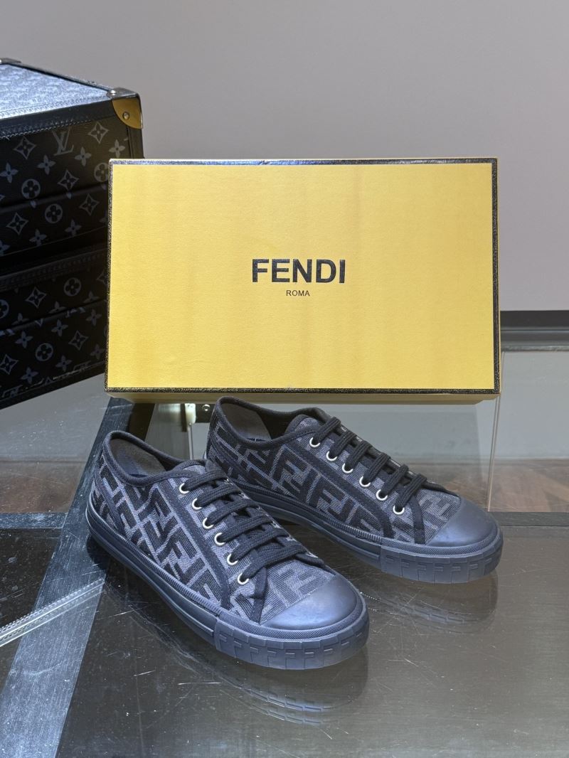 Fendi Low Shoes